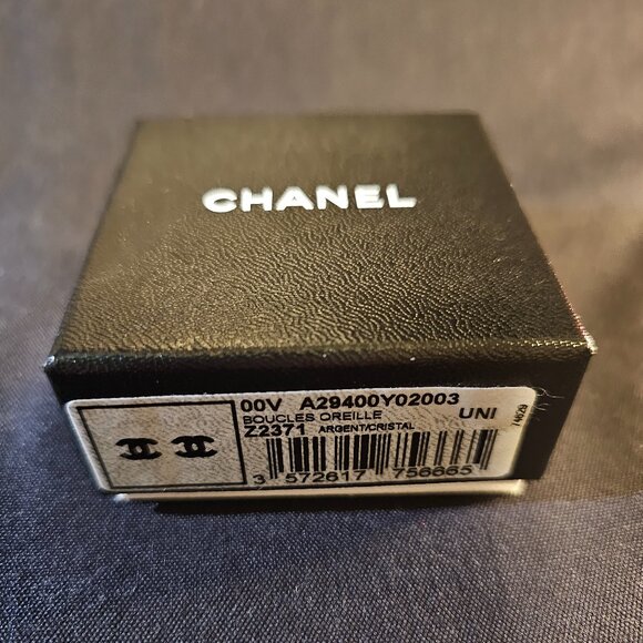 Chanel Swarovski Silver CC Logo Boucles Oreille Earrings - Picture 9 of 9